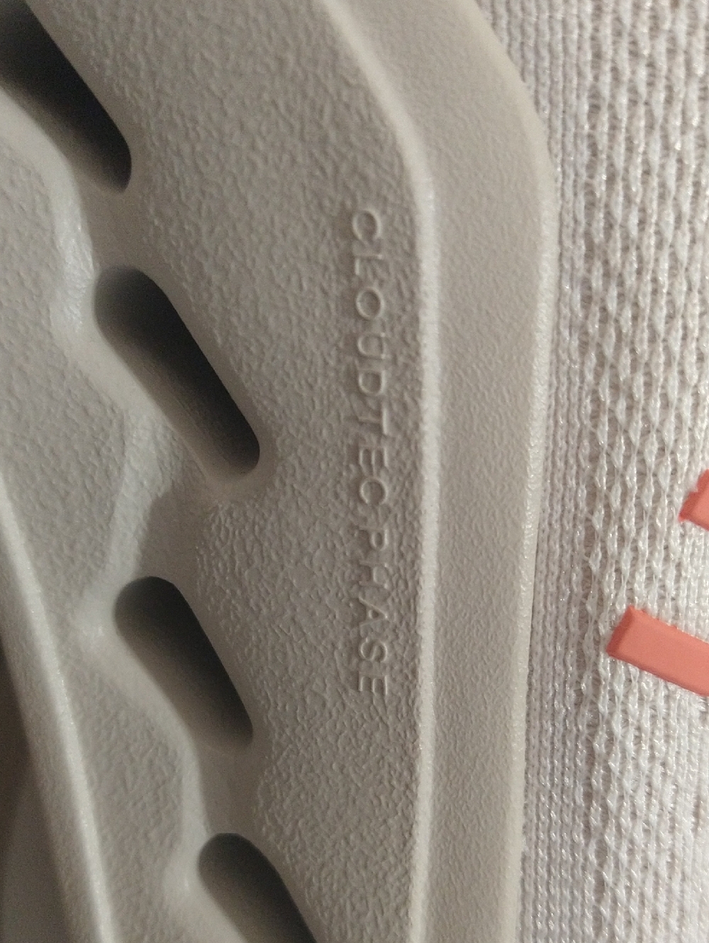 Last Chance!! Ivory Salmon Cloudsurfer Max On Running Women's Sneakers - Picture 7 of 9